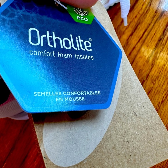 Sneakers - Picture 3 of 8